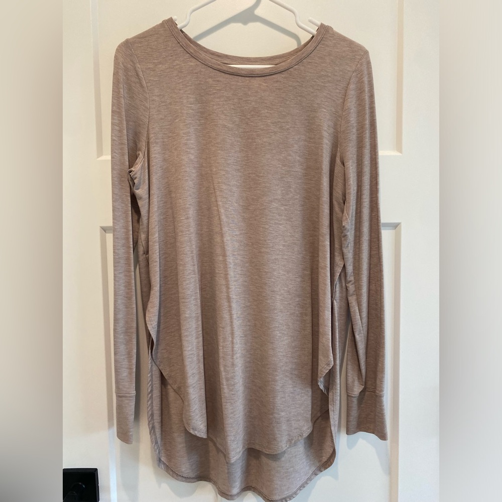 Gap Fit Breath Top Long Sleeve Workout